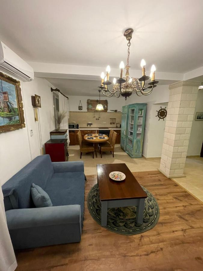 Апартаменты Apartament Yannis Алба-Юлия Экстерьер фото