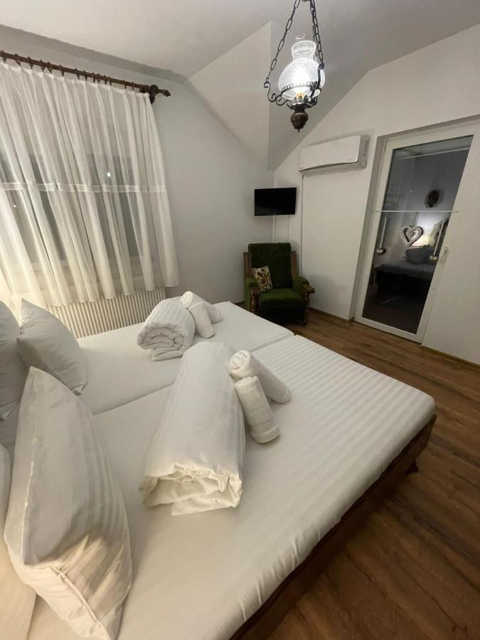 Апартаменты Apartament Yannis Алба-Юлия Экстерьер фото