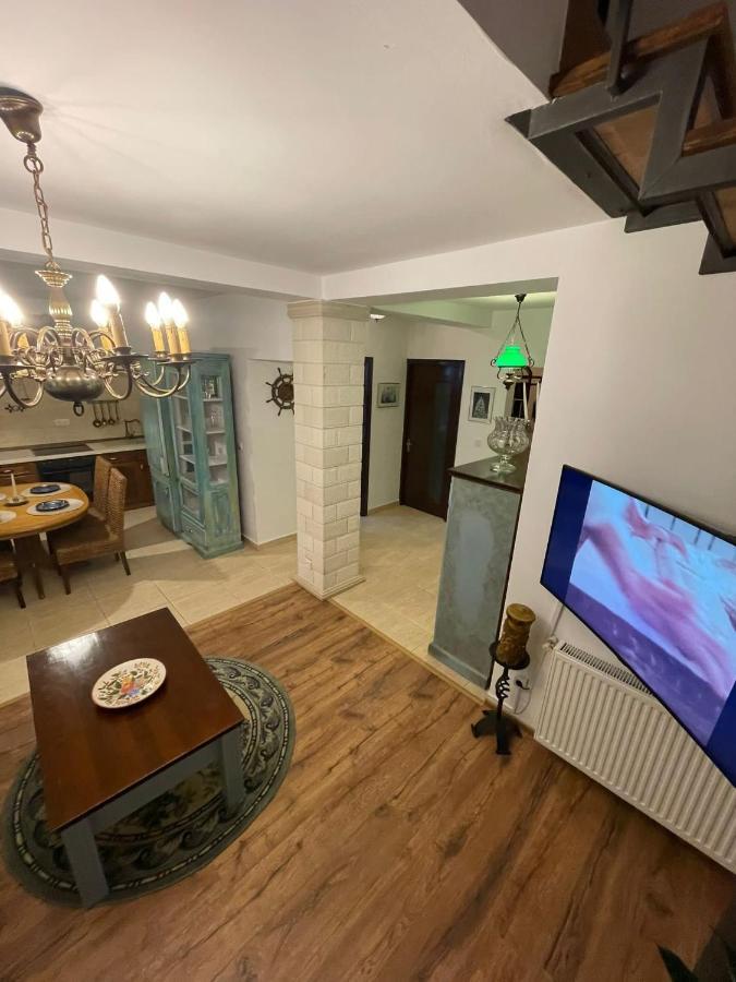 Апартаменты Apartament Yannis Алба-Юлия Экстерьер фото