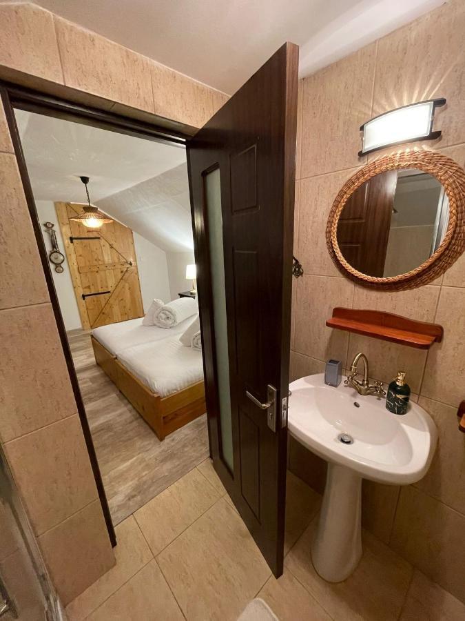 Апартаменты Apartament Yannis Алба-Юлия Экстерьер фото