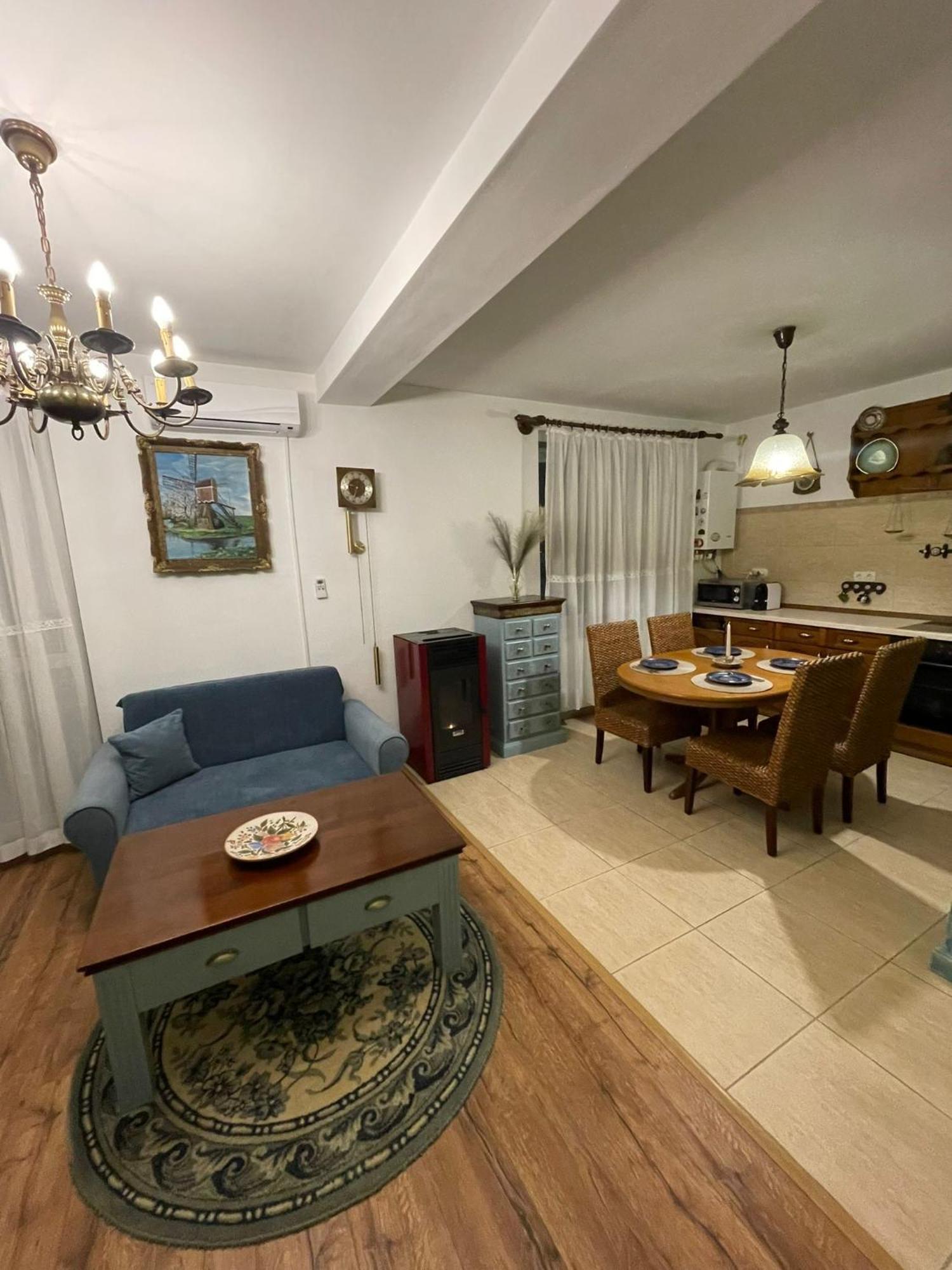 Апартаменты Apartament Yannis Алба-Юлия Экстерьер фото